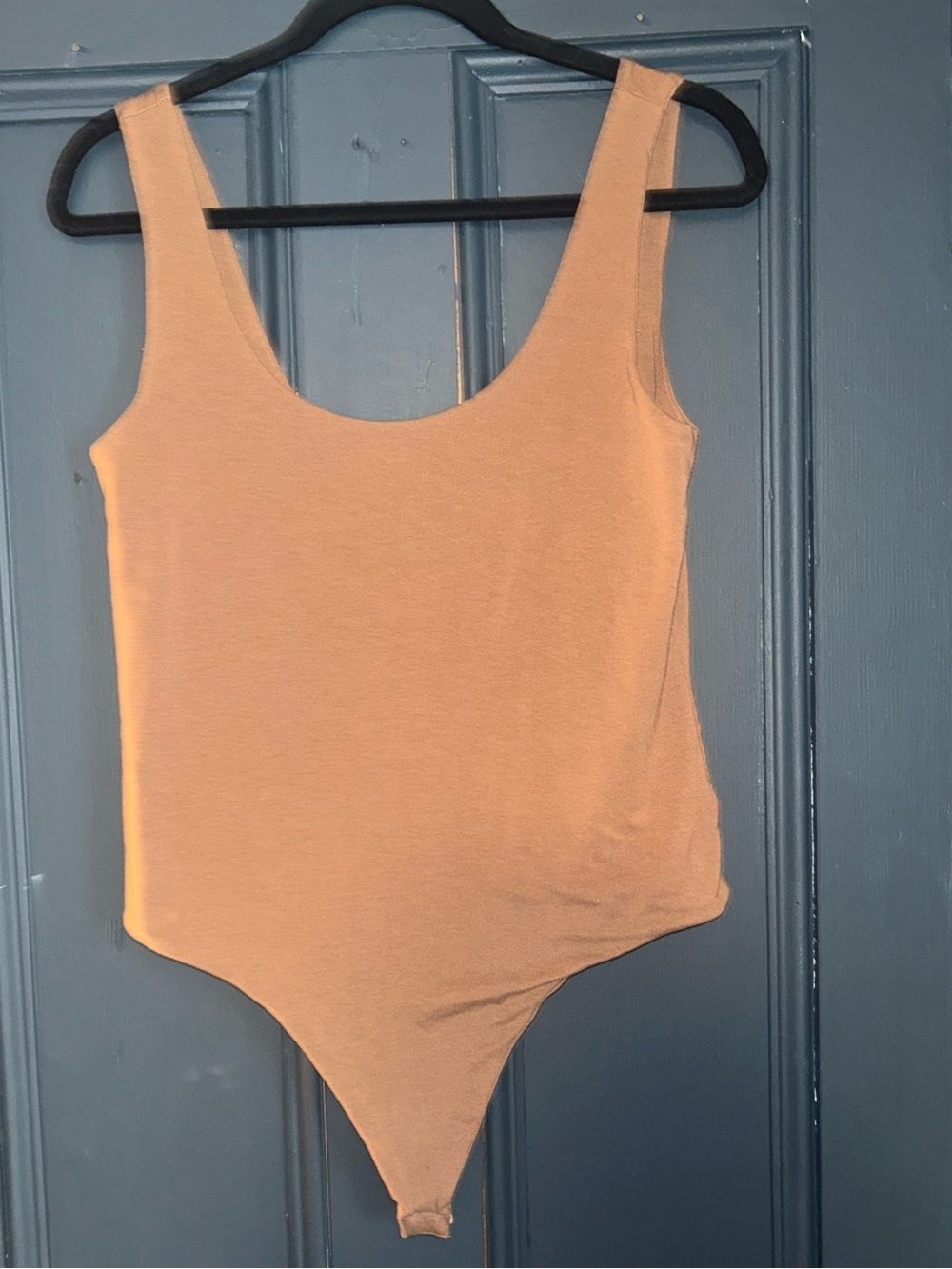 Banana Republic Classic Scoop-Neck Large Bodysuit in Beige